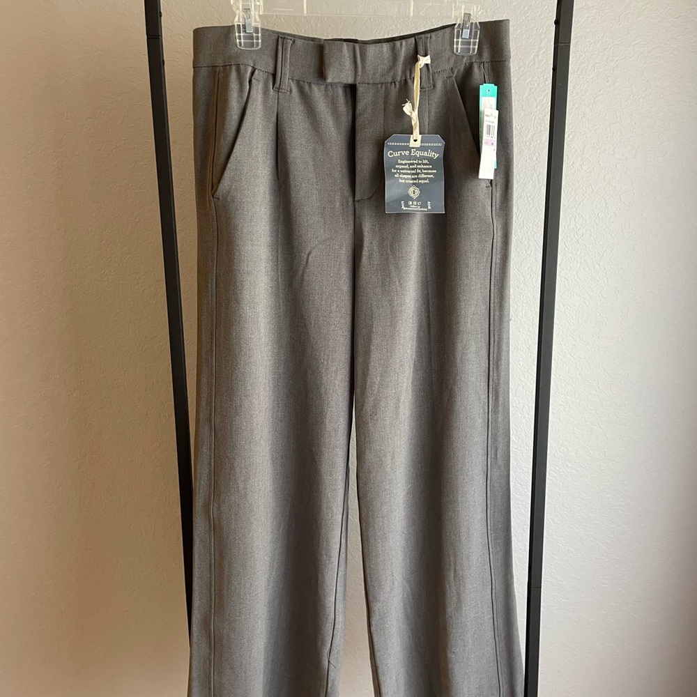 Democracy Women’s Gray Pants